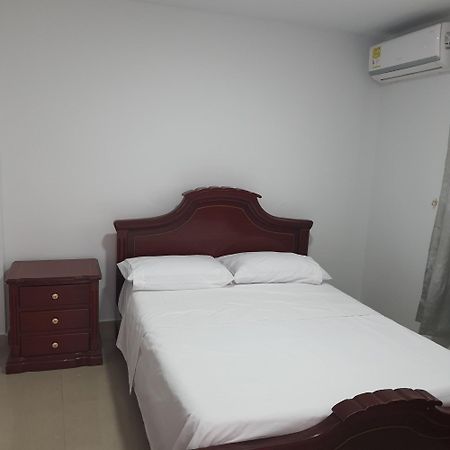 Hotel Velices บูกา ภายนอก รูปภาพ