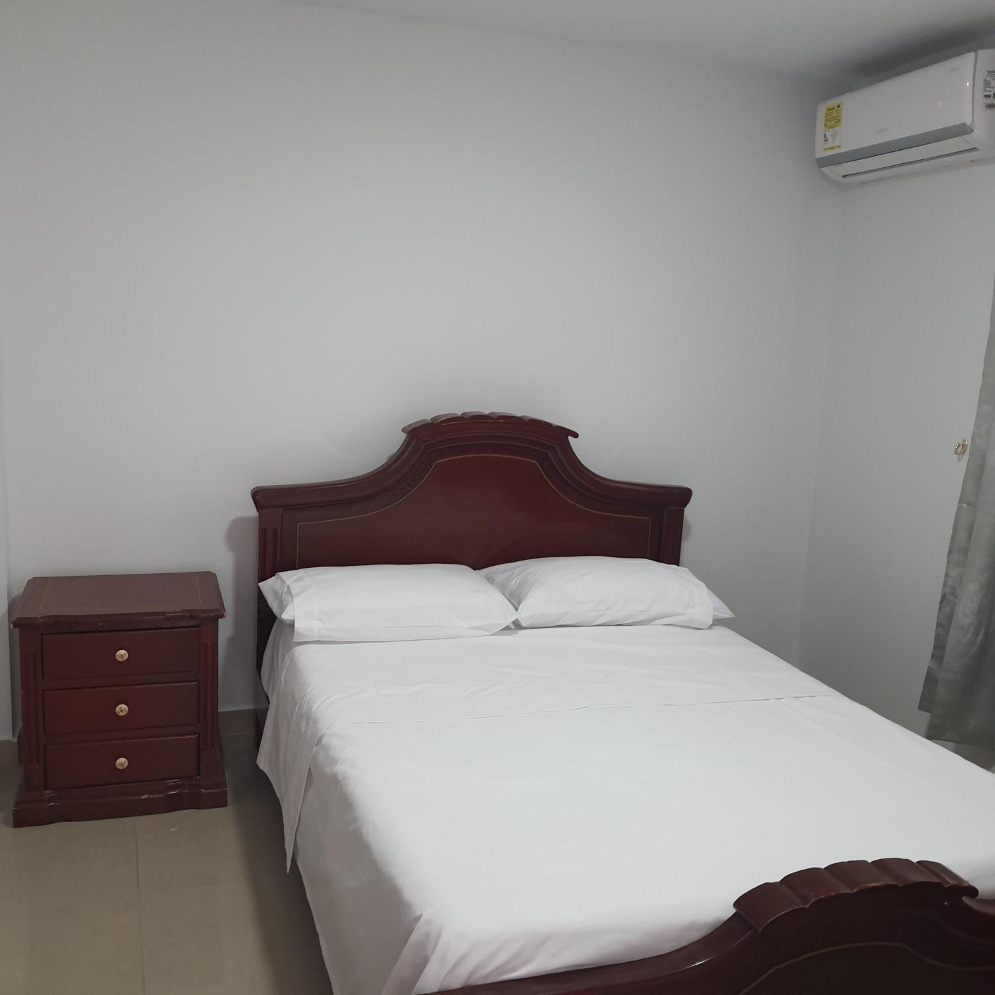 Hotel Velices บูกา ภายนอก รูปภาพ